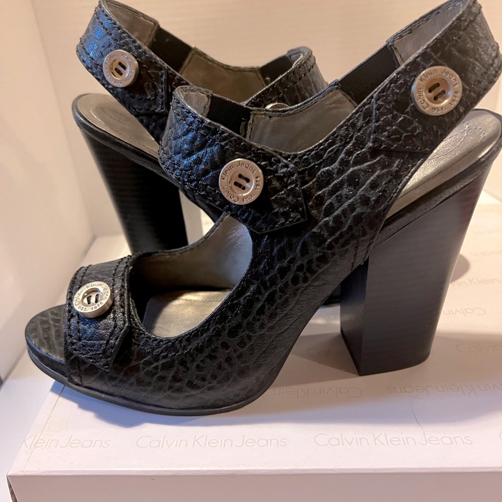 Calvin Klein Jeans Collection Black Platform Heels Coated Suede size 8.5